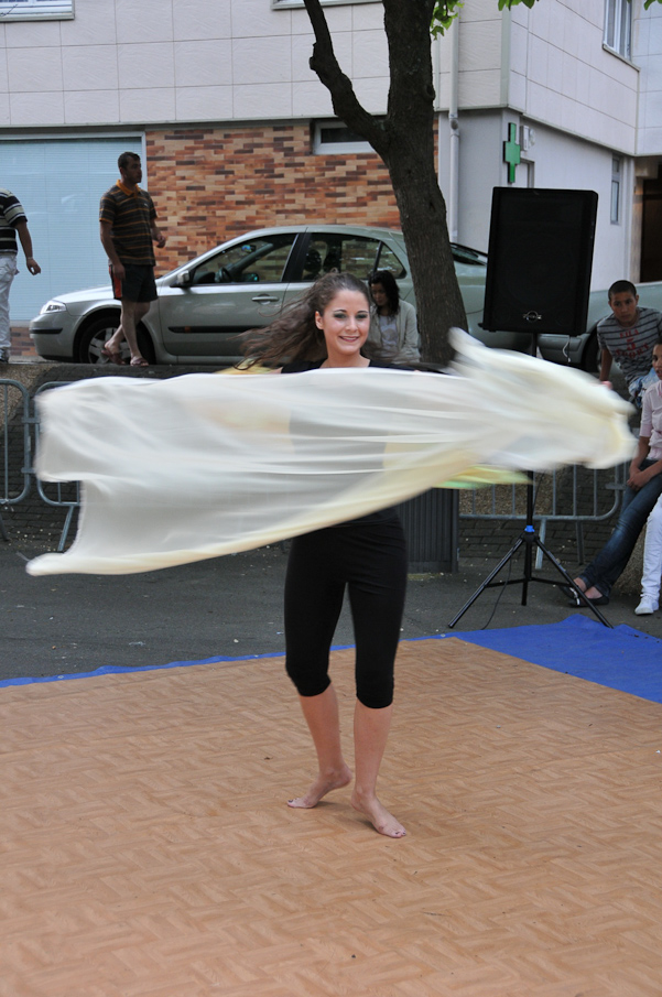 Maison de Quartier Champs Elysees Evry - Danse Orientale 028.jpg